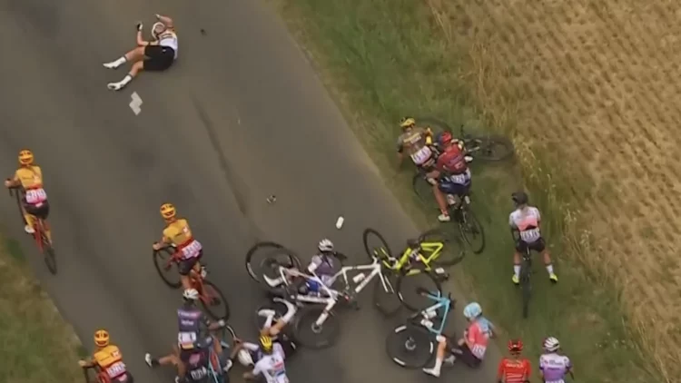 Ein schrecklicher Unfall hat die Tour de France der Frauen überschattet