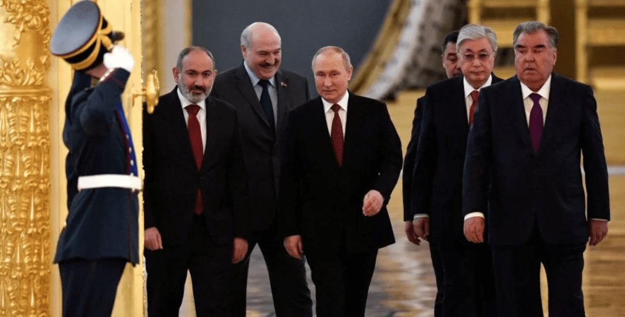 «Пробігла чорна кішка». У взаєминах Путіна й Лукашенка оформився новий розлад — Яковина ➤ Prozoro.net.ua