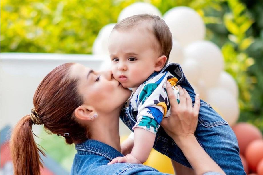 Carolina Cruz explica por qué su hijo tiene la lengua por afuera mucho tiempo ➤ Prozoro.net.ua