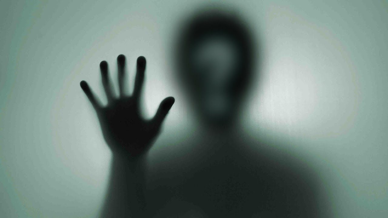 El aterrador espectro que visitó la casa de una pareja a medianoche: todo por dejar la ventana abierta ➤ Prozoro.net.ua