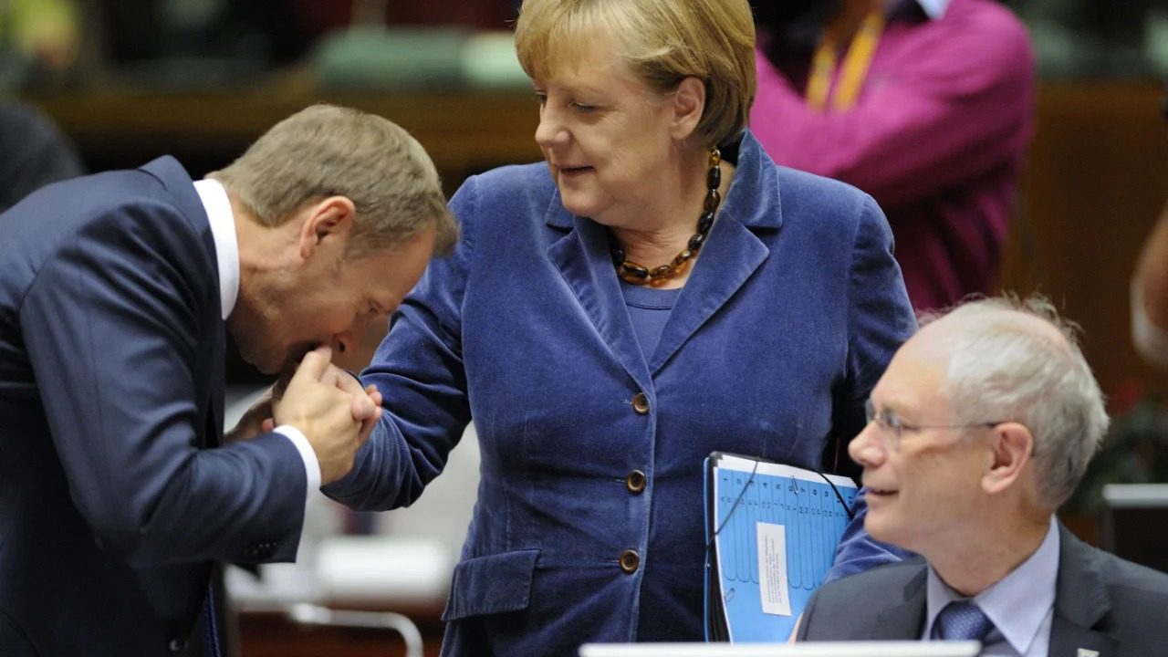 Handkuss für Frau Merkel. Feuchte Geste des Respekts ➤ Prozoro.net.ua