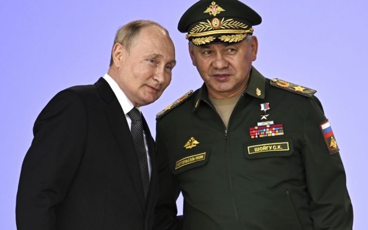 У Кремлі війна: шукають заміну Шойгу
