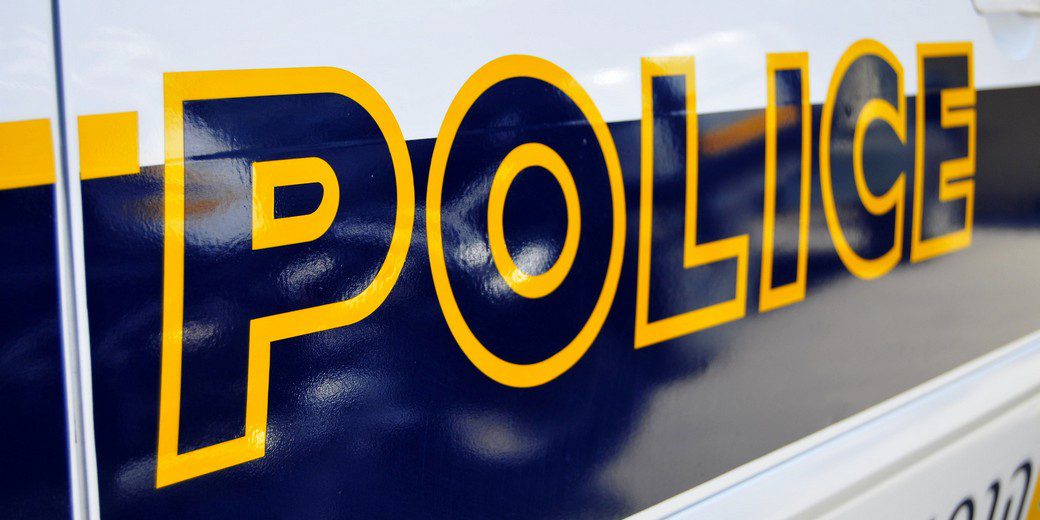 14-летний подросток с топором ограбил магазин в Ашкелоне (видео) ➤ Prozoro.net.ua