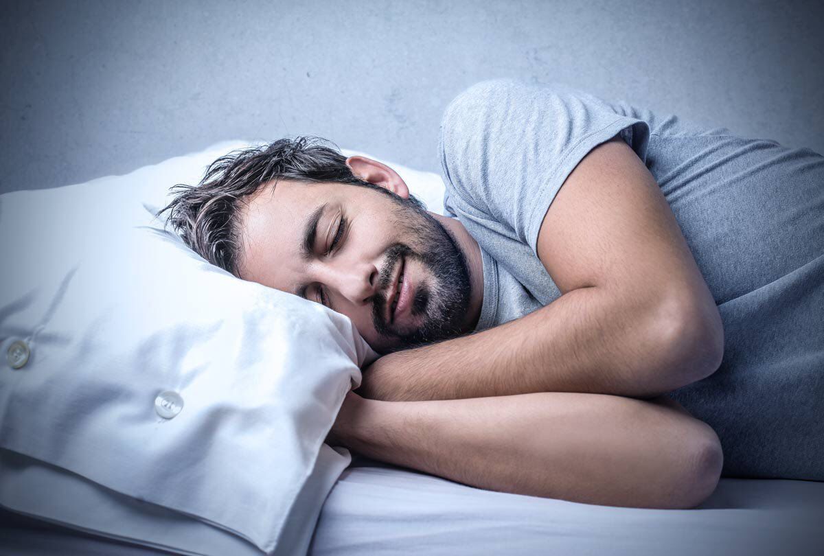 Чому не можна спати на двох подушках ➤ Infotime.co
