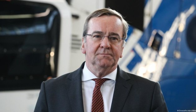 Німецький міністр оборони вірить у можливість війни РФ проти НАТО