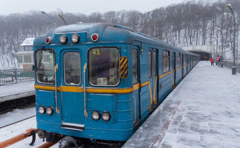 У київському метро пояснили дивну хурделицю у вагоні  ➤ Infotime.co