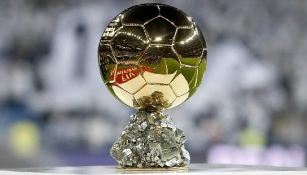 Таинственно исчезнувший мяч Марадонны снова появился и будет продан