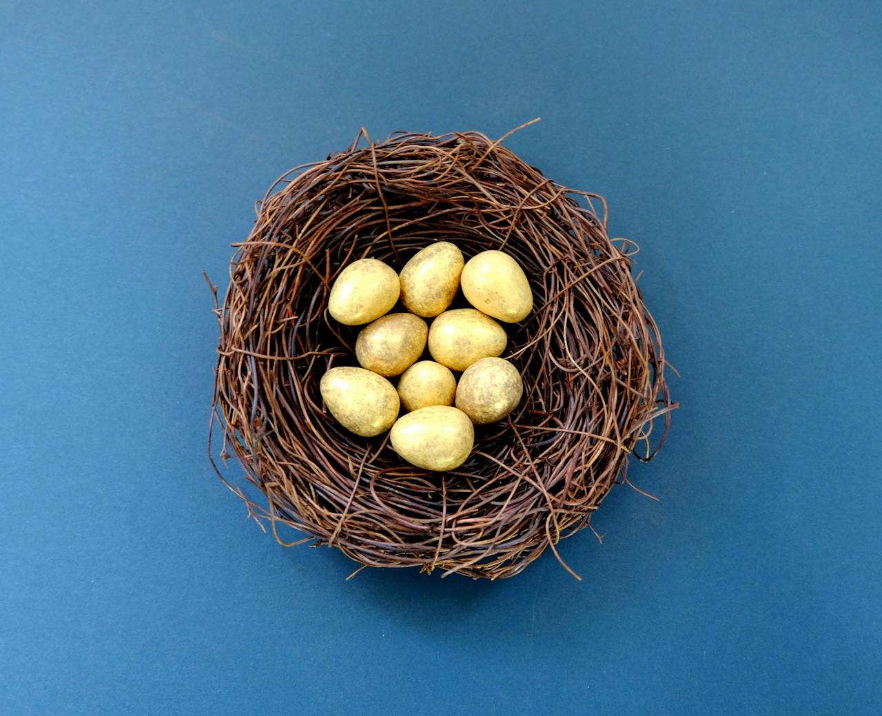 5 незвичайних способів пофарбувати яйця до Великодня