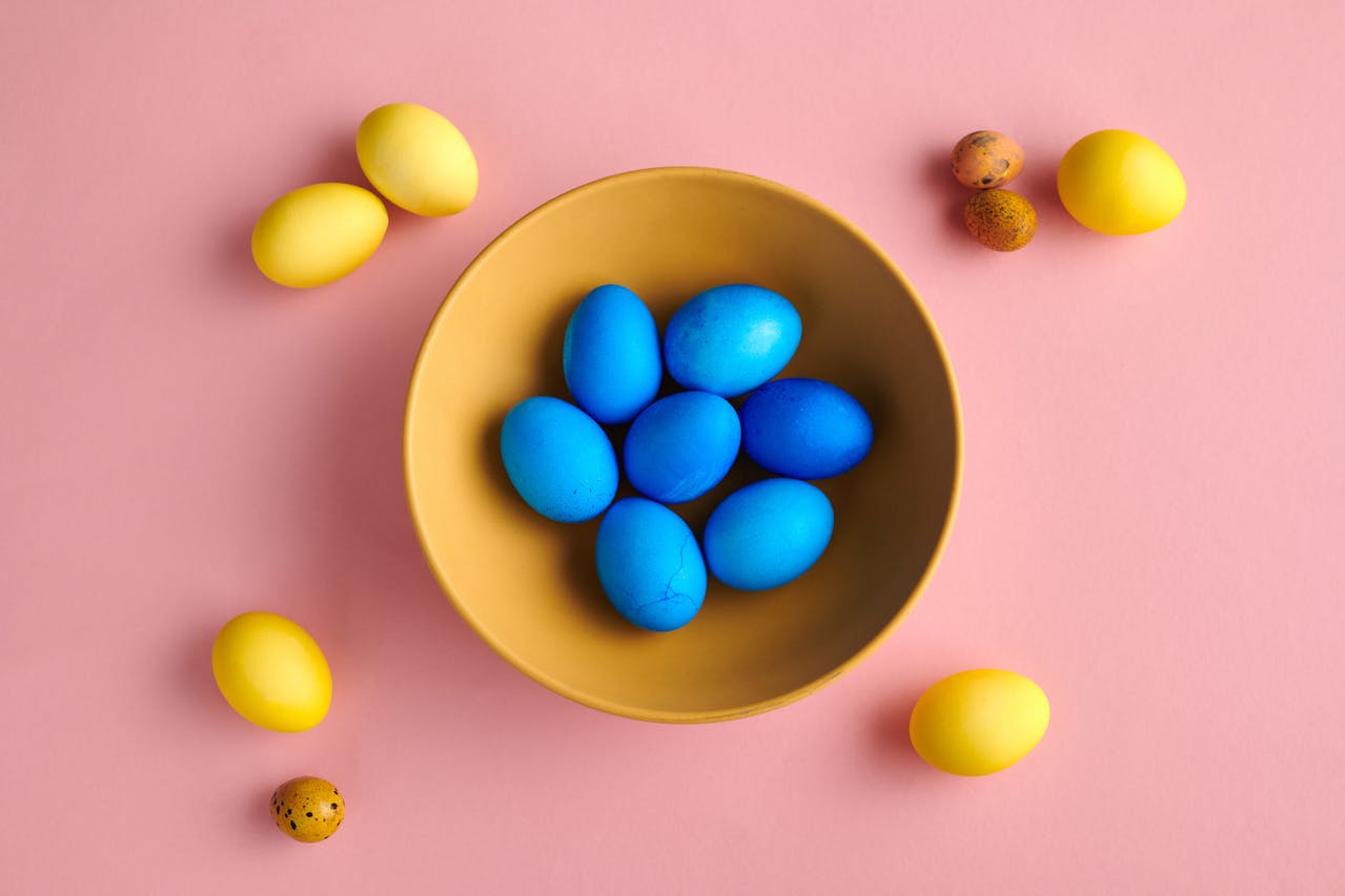 5 необычных способов покрасить пасхальные яйца
