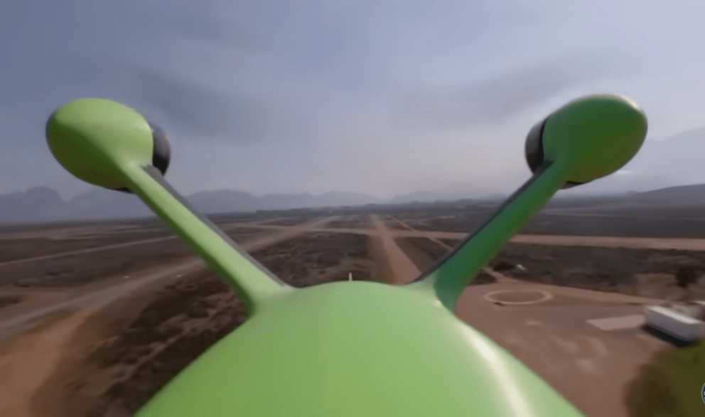 Отец и сын создали самый быстрый в мире дрон: поразительные результаты полета