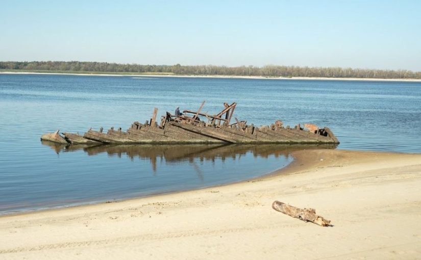 Затонуле судно-драгу, що пролежало на дні понад сто років, виявили в Дніпрі ➤ Infotime.co