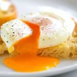 Як готувати яйця правильно: названо найкорисніший для серця спосіб ➤ Infotime.co