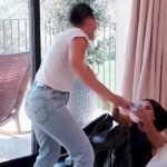 Penggemar acara TV “The Kardashians” menganggap bahwa acara spesial pernikahan Kourtney Kardashian menunjukkan bahwa ia dan Kim Kardashian masih bertengkar ➤ Infotime.co