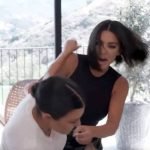 Los fans del programa de televisión “Las Kardashian” creen que el especial de boda de Kourtney Kardashian demuestra que ella y Kim Kardashian siguen discutiendo ➤ Infotime.co