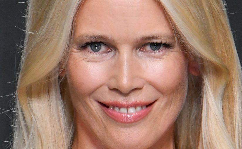 La hija de Monica Bellucci no es tan buena como ella. Claudia Schiffer le mostró su imagen ➤ Infotime.co