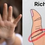 Un quiromántico afirma que puede determinar si serás rico o pobre examinando solo tu pulgar ➤ Infotime.co