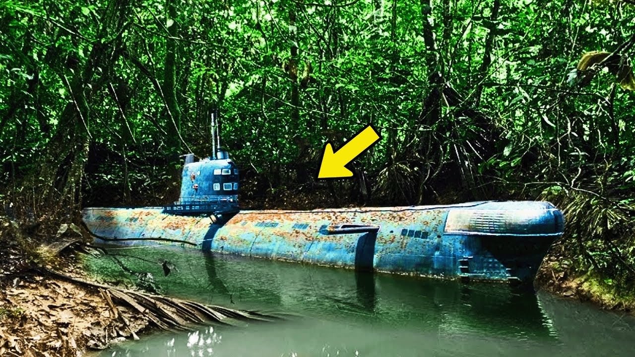 Verlassenes U-Boot aus dem Zweiten Weltkrieg im Regenwald gefunden – Polizisten erbleichen beim Anblick des Inhalts ➤ Infotime.co