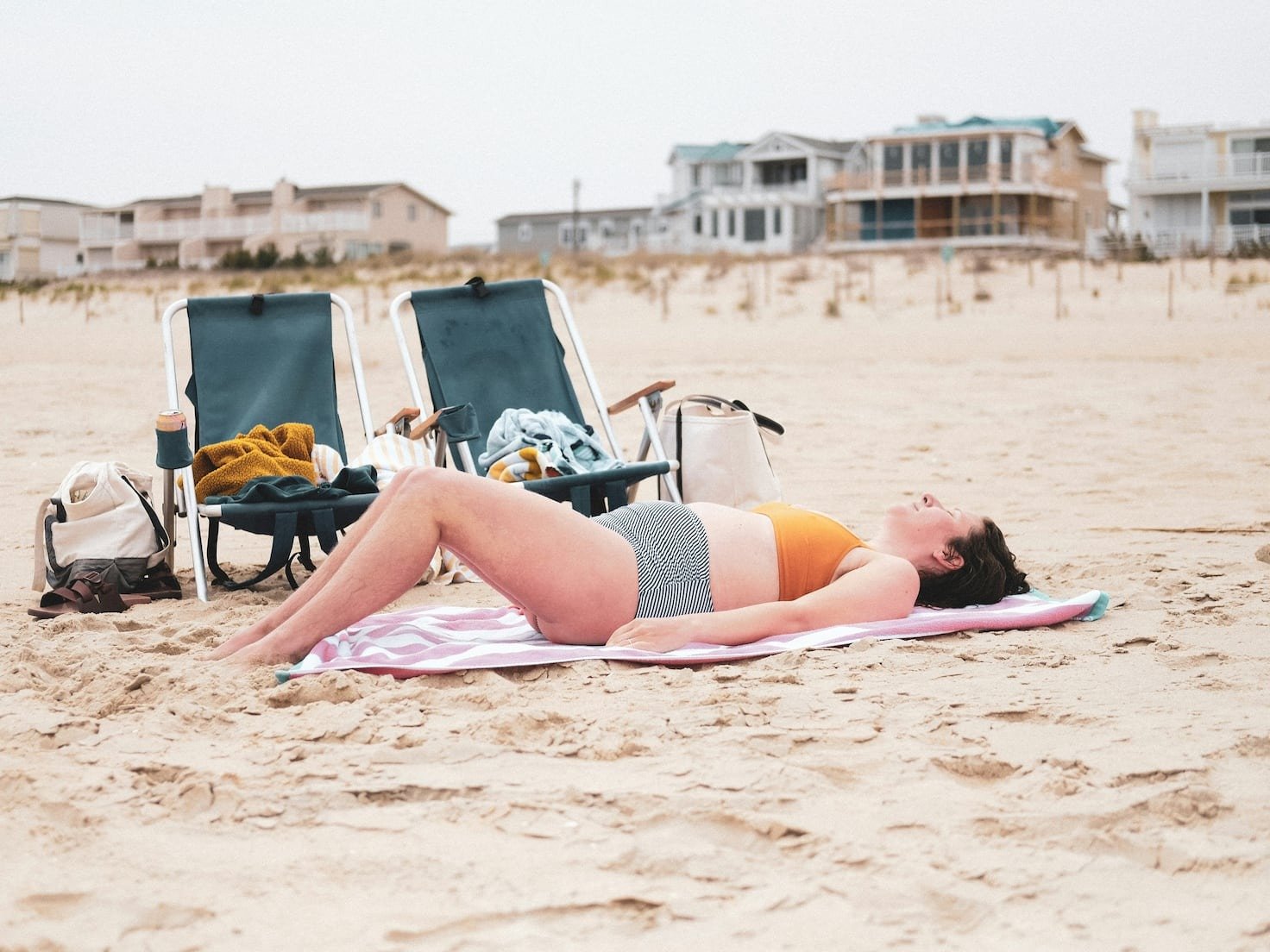 Was geschah mit dem Mädchen, das am Strand einschlief? ➤ Infotime.co