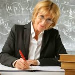 Вчителька була на лікарняному 16 років, але подала до суду на роботодавця ➤ Infotime.co