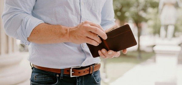 Lleva siempre una pinza para pan en la cartera, y aquí te explicamos por qué