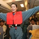 Seseorang meninggal di pesawat. Anda akan terkejut melihat apa yang mereka lakukan terhadapnya ➤ Infotime.co