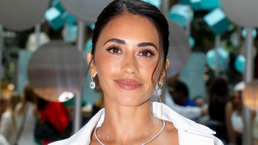 Famosa: O Lado Desconhecido de Antonela Roccuzzo, Esposa de Lionel Messi ➤ Infotime.co