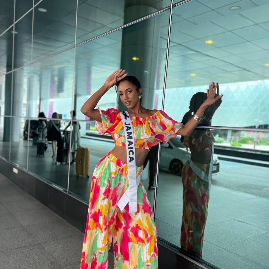 Insiden Miss Universe 2025: Miss Jamaica Jatuh Dari Pentas dan Dimasukkan ke Hospital