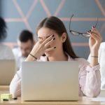 5 привычек, которые незаметно вредят зрению ➤ Infotime.co