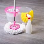 Експерти назвали 7 засобів, які можна додати до води під час миття підлоги ➤ Infotime.co