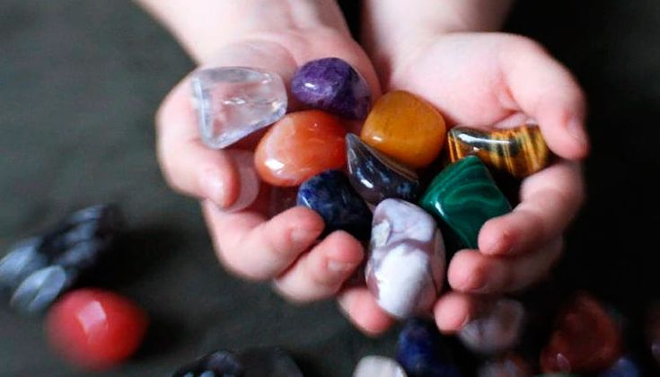 Целительница рассказала, как правильно выбрать камень, что «заберет болезни» ➤ Infotime.co