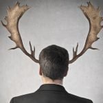 Походження вислову “наставити роги”: чому зрада асоціюється з рогами ➤ Infotime.co