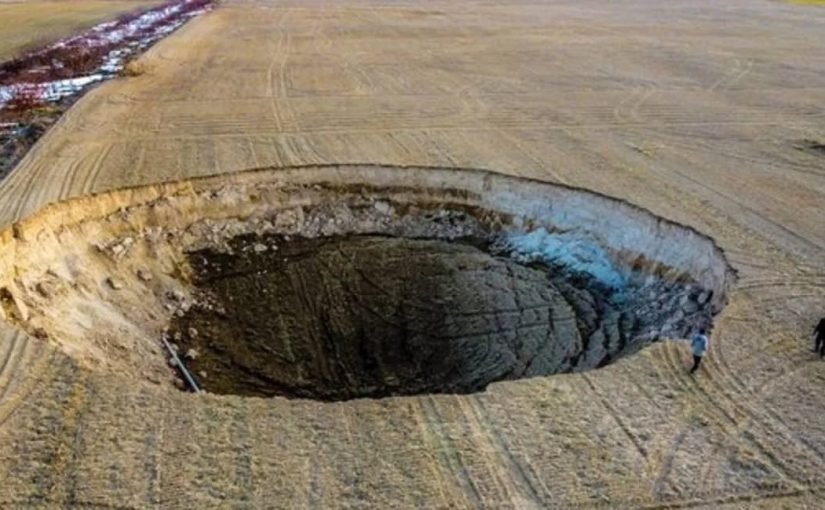 Не містика: чому в Туреччині масово з’являються величезні діри в землі ➤ Infotime.co