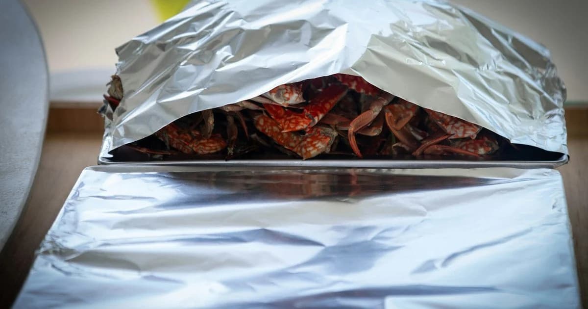 Эти блюда нельзя готовить в алюминиевой фольге: вот в чем причина