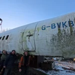 Британець купив старий літак, щоб закопати його в саду (відео) ➤ Infotime.co