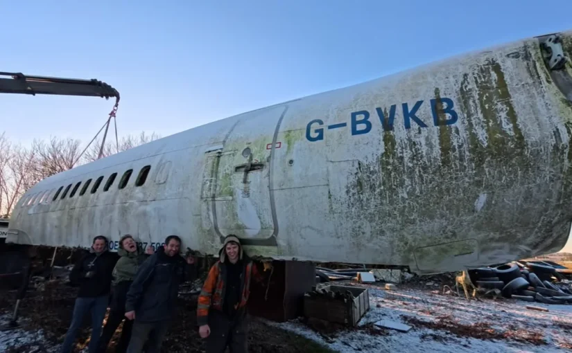 Британец купил старый самолет, чтобы зарыть его в саду ➤ Infotime.co