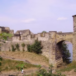 Таємний бункер часів холодної війни знайшли під середньовічним замком (фото) ➤ Infotime.co