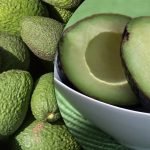 Як зробити авокадо стиглим за 10 хвилин: шеф-кухарка поділилася швидким способом ➤ Infotime.co