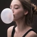 Радянські діти жували смолу і гудрон: історія появи жуйки в СРСР ➤ Infotime.co