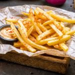 Картофель фри дома будет хрустящим: названы главные секреты приготовления ➤ Infotime.co