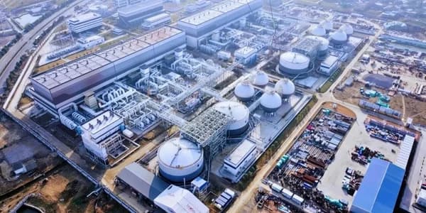 Китай будує першу у світі електростанцію на надкритичному CO₂ та розплавленій солі